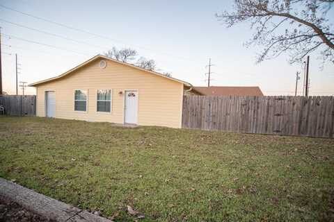 1118 E Goode Street, Quitman, TX 75783