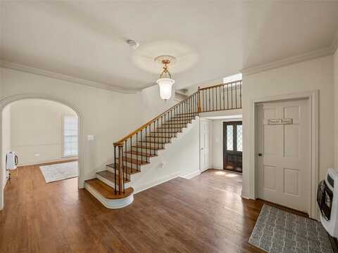 601 N Main Street, Leonard, TX 75452