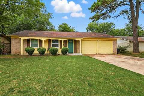 1001 N Ector Drive, Euless, TX 76039