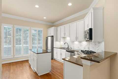 4230 Holland Avenue, Dallas, TX 75219