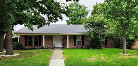 2207 Borman Avenue, Mesquite, TX 75150