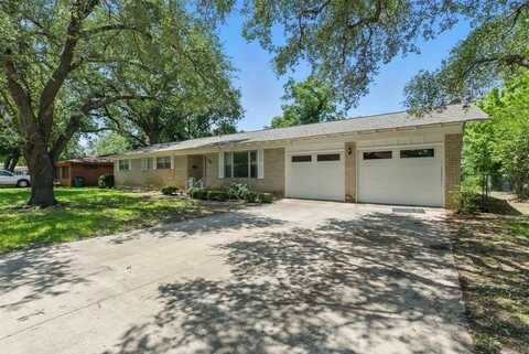 1270 N Wildwood Drive, Stephenville, TX 76401