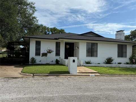 101 Cluster Drive, Mineral Wells, TX 76067