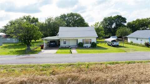 308 N Bois D Arc Street, Savoy, TX 75479
