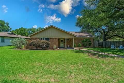 4200 Bilglade Road, Fort Worth, TX 76109