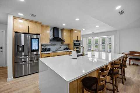 1001 Hazelwood Drive, Mansfield, TX 76063