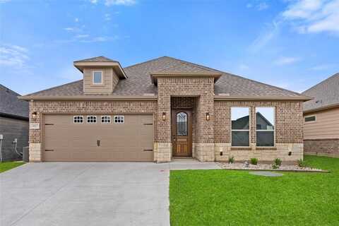 5627 Barkridge Drive, Granbury, TX 76048