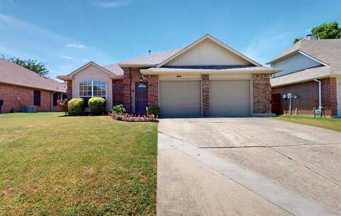 824 Ingleside Drive, Plano, TX 75075