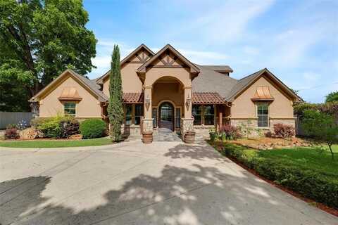 1917 S Hughes Avenue, Fort Worth, TX 76105