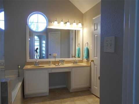 4804 Holly Berry Drive, Plano, TX 75093