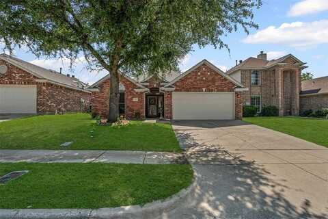 7750 Summerbrook Circle, Fort Worth, TX 76137