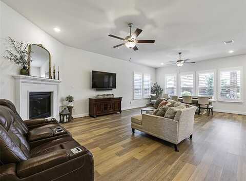 2624 Bellevue, The Colony, TX 75056