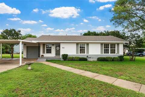 1307 W 05th Street, Mc Gregor, TX 76657