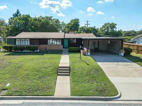 4608 Winthrop Avenue E, Fort Worth, TX 76116