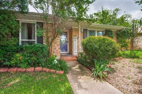 808 Katherine Court, Cedar Hill, TX 75104