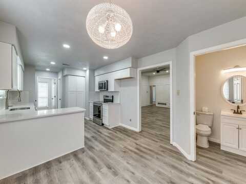 810 Serenade Lane, Richardson, TX 75081