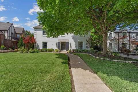 2215 Ward Parkway, Fort Worth, TX 76110