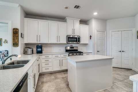 324 Jefferson Lane, Fate, TX 75189