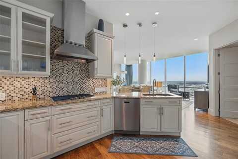 1301 Throckmorton Street, Fort Worth, TX 76102