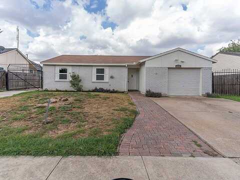 5002 Sandalwood Lane, Arlington, TX 76017