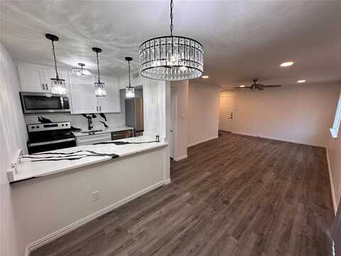 4011 Cole Avenue, Dallas, TX 75204