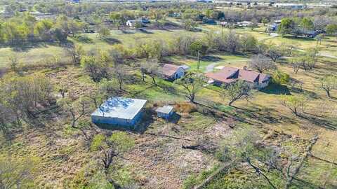 735 County Road 0025, Corsicana, TX 75109
