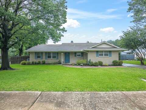 1704 Charlottesville Drive, Ennis, TX 75119