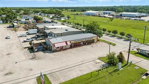 2400 W Moore Street, Terrell, TX 75160