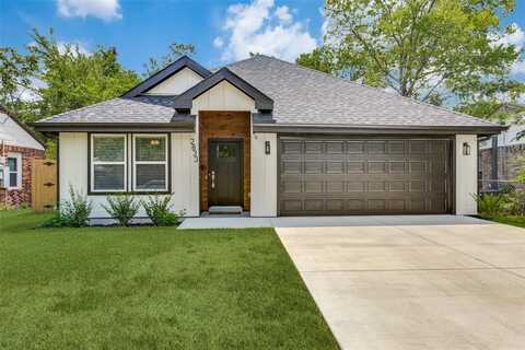 2833 W Biddison Street, Fort Worth, TX 76109