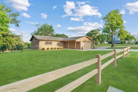 140 Parsonage Street, Reno, TX 76020