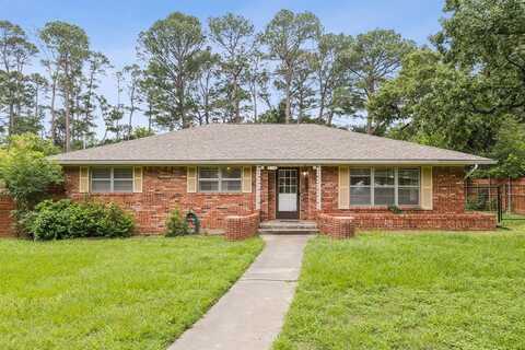 916 Edgewood Place, Denton, TX 76209