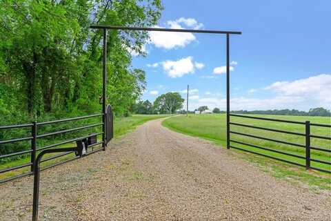 290 Vz County Road 2143, Canton, TX 75103