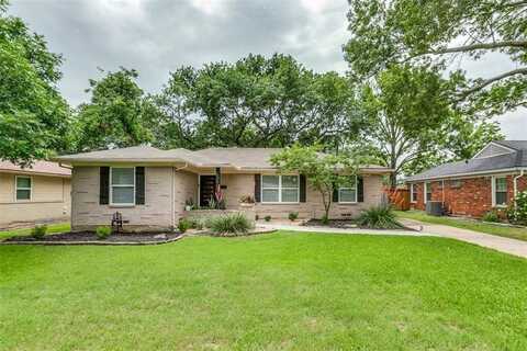 605 Devonshire Drive, Richardson, TX 75080