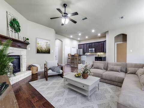 1329 Poplar Drive, McKinney, TX 75072