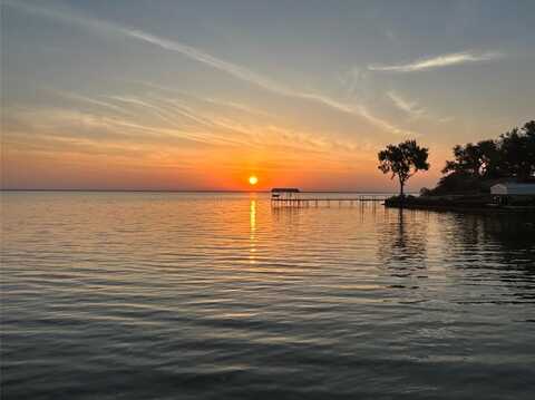 122 Vz County Road 3735, Wills Point, TX 75169