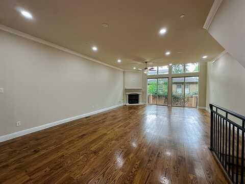 6333 Richmond Avenue, Dallas, TX 75214
