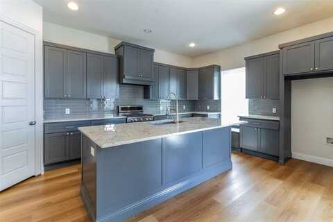 404 Templeton Drive, Fort Worth, TX 76107