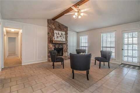 3831 Helmsford Drive, Arlington, TX 76016