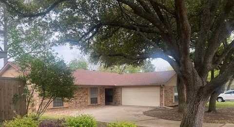 3831 Helmsford Drive, Arlington, TX 76016