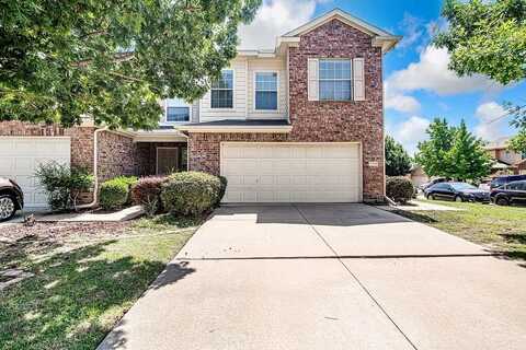 7400 Howling Coyote Lane, Fort Worth, TX 76131