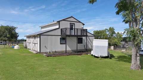 1025 Summit Drive, Springtown, TX 76082