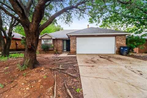 3200 Creekwood Lane, Fort Worth, TX 76123