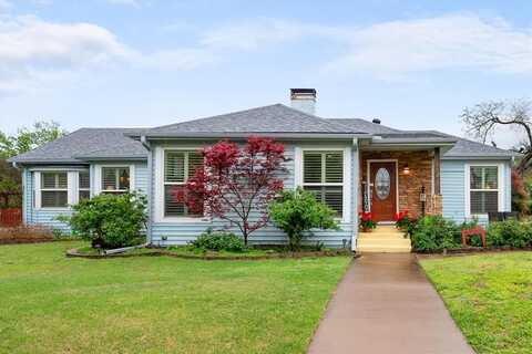 1121 W 3rd Avenue, Corsicana, TX 75110