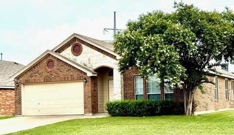 7008 Seton Hall Drive, Fort Worth, TX 76120