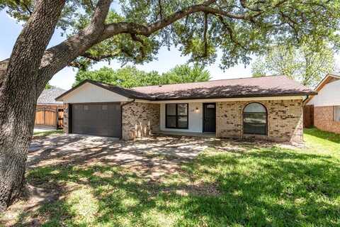1828 Tracey Circle, Irving, TX 75060