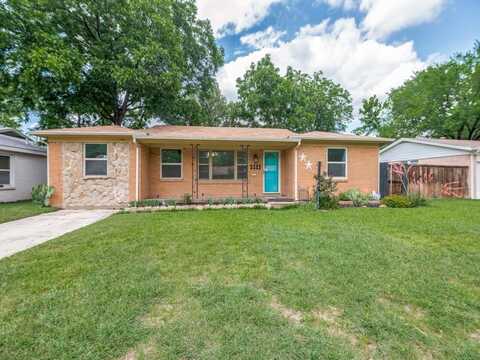 5512 Dennis Avenue, Fort Worth, TX 76114