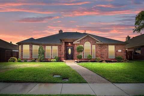 805 Kathryn Drive, Lewisville, TX 75067
