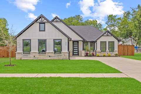 402 S Humphrey Avenue, Kerens, TX 75144