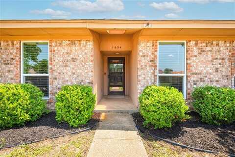 1654 Clarendon Drive, Lewisville, TX 75067