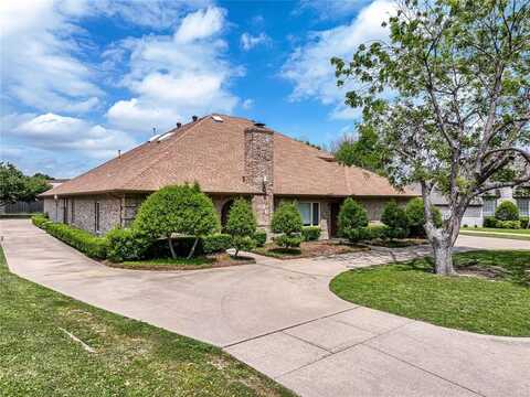 5606 Ridgerock Road, Fort Worth, TX 76132
